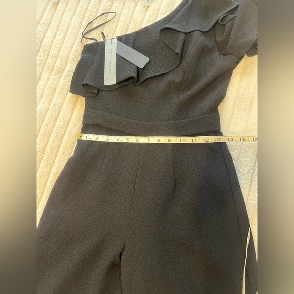 Black Halo Kallan Ruffle Jumpsuit NWT - Picture 12 of 16
